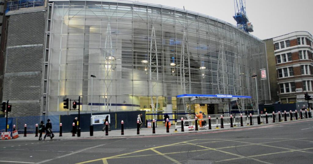 Blackfriars and St Pancras trains cancelled and delayed