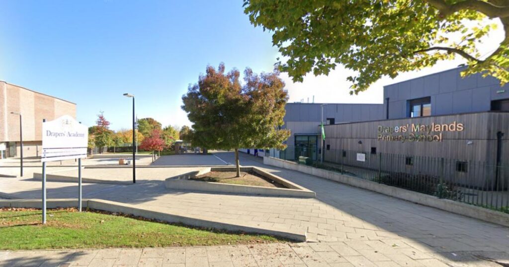 Drapers’ Academy and Drapers’ Maylands new fencing approved