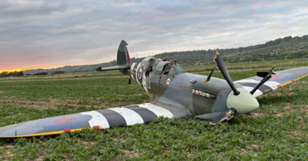 Spitfire forced to land near Hythe after power loss