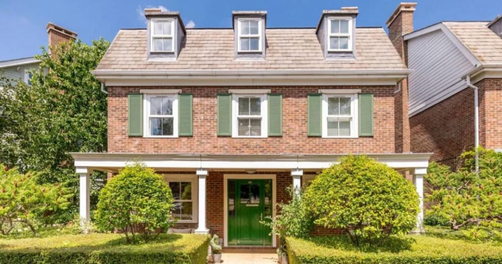 Inside the £1.45m house in Worcester Park’s Hamptons