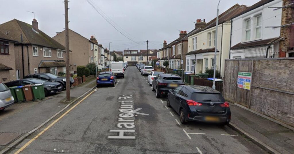 Bexley’s Harcourt Road and Porthkerry Avenue to close