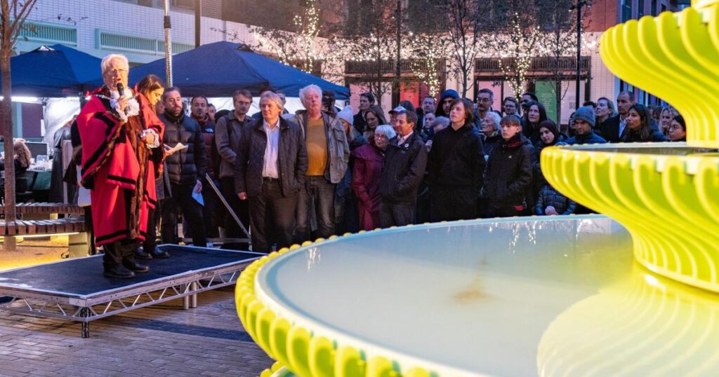 Fountain switched on for Brent Cross Town’s new piazza