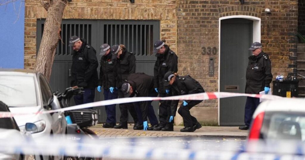 Ladbroke Grove shooting: Deliveroo disguise gunman guilty