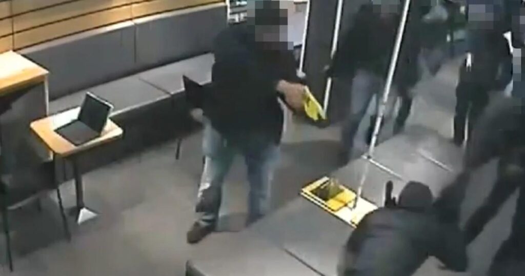 Dartford and Woolwich EE phone thieves among gang jailed