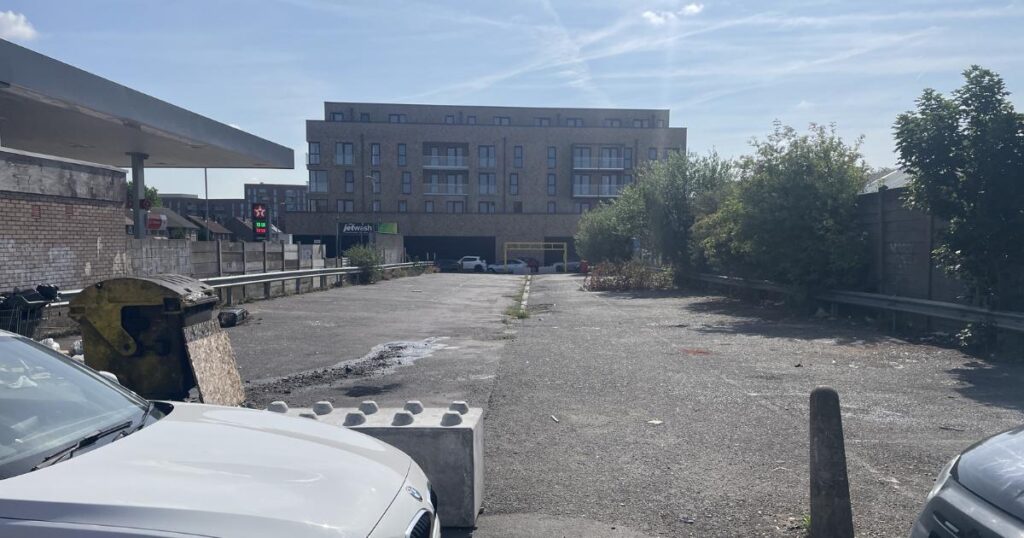 Wantz Road car park off Oxlow Lane, Dagenham reopens