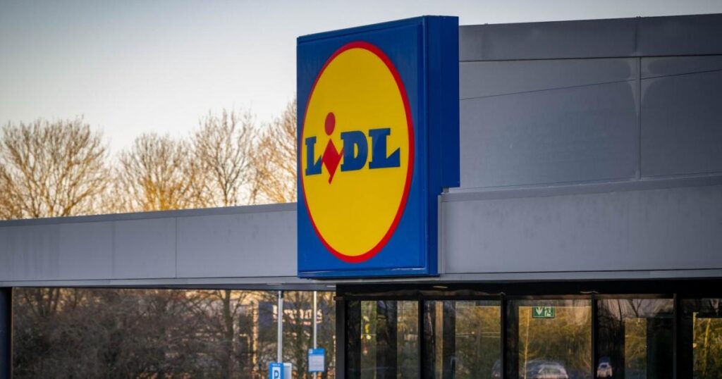 Lidl angers shoppers with 10p increase for carrier bags