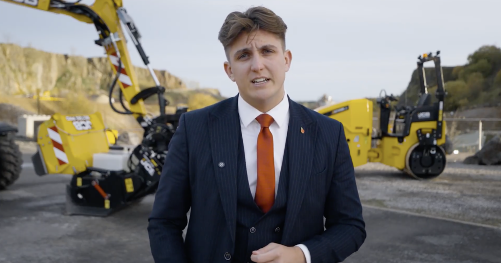 Reform accused of ‘walking a fine line’ over JCB video after £200,000 Lord Bamford donation