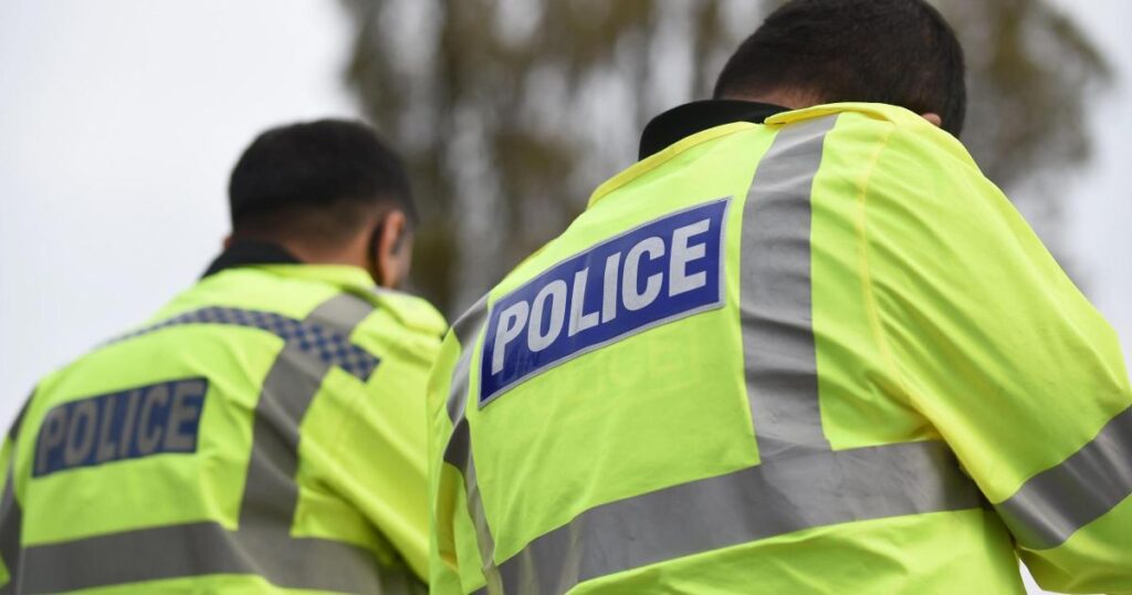 City of London police officer sent sexual Snapchats to child