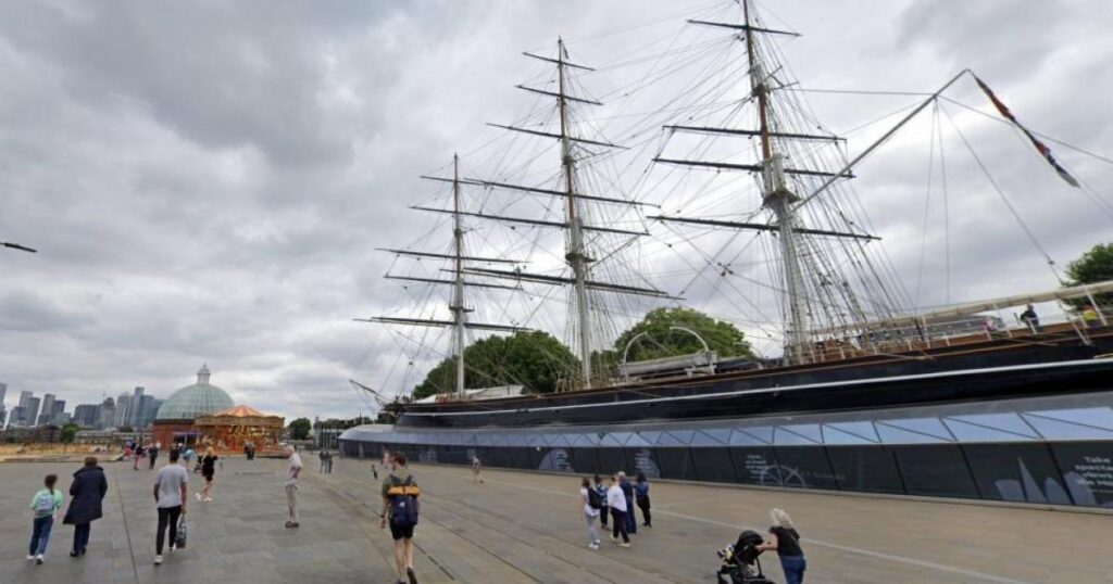 Cutty Sark police incident: Man caught with kitchen knife