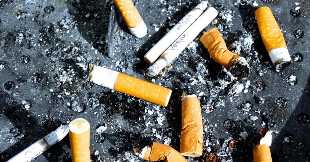 Parsloes Avenue, Dagenham littering sets Rainham man back £1,300