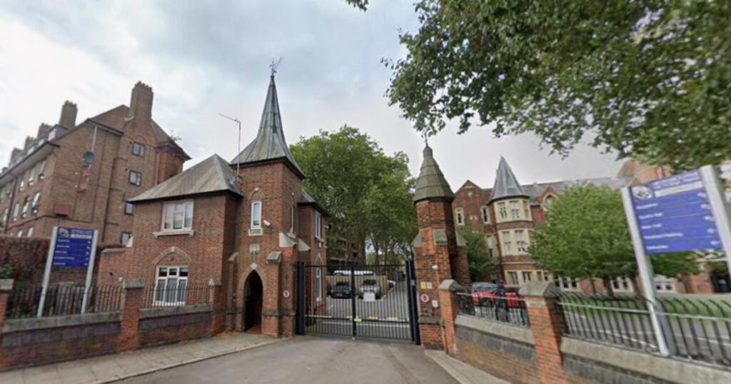 Hackney school criticised over allegations of emotional harm