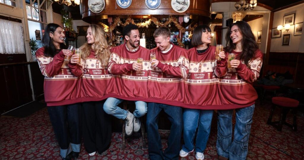 Six-person Christmas jumper unveiled for London pub-goers