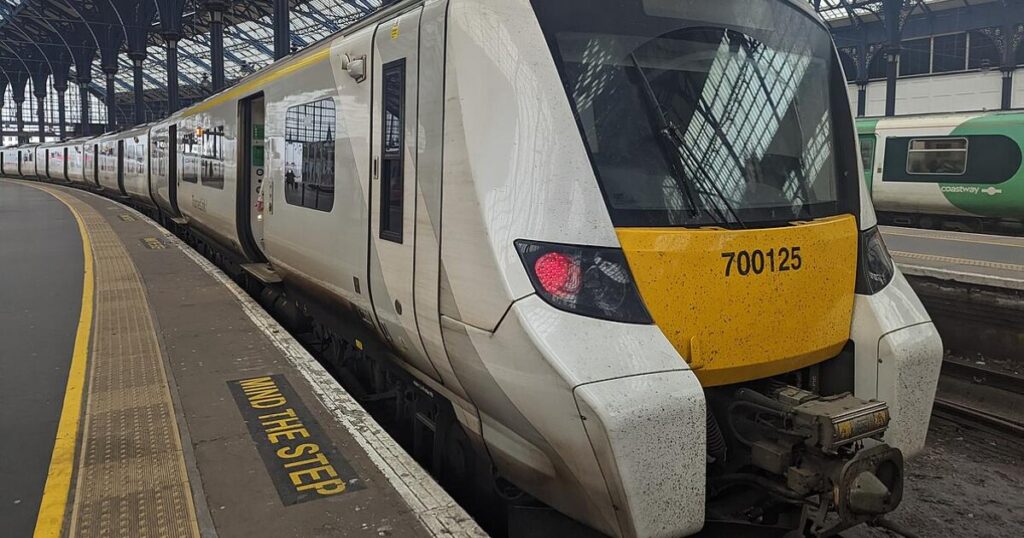 Purley Thameslink: Woman falls between train and platform