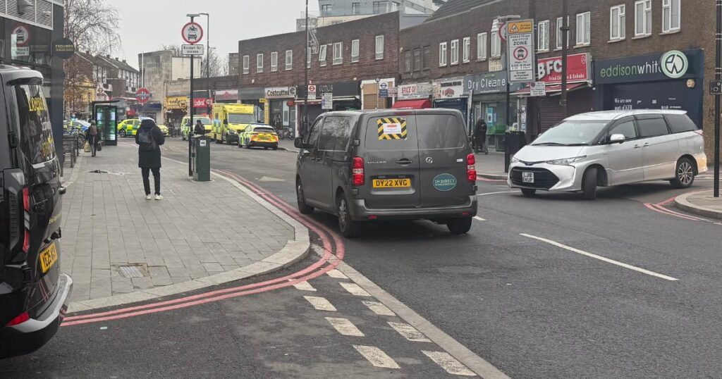 Colliers Wood Northern line stabbing: Man taken to hospital