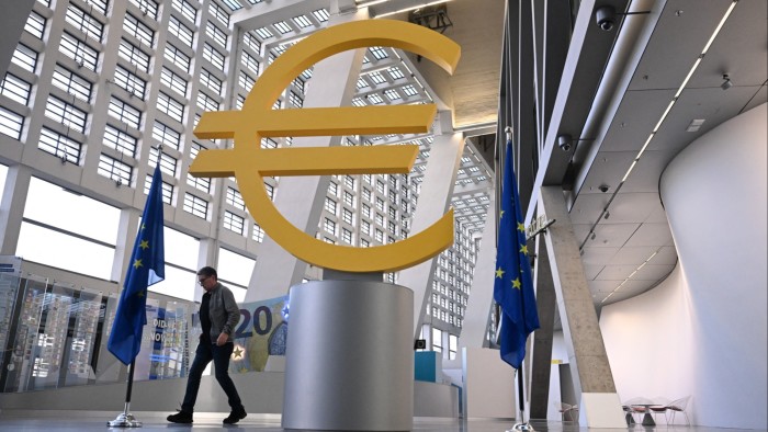 ECB warns banks against excessive use of risk-transfer deals