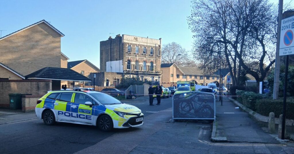 Grove Street Deptford New Year’s Eve stabbing: Pictures from scene