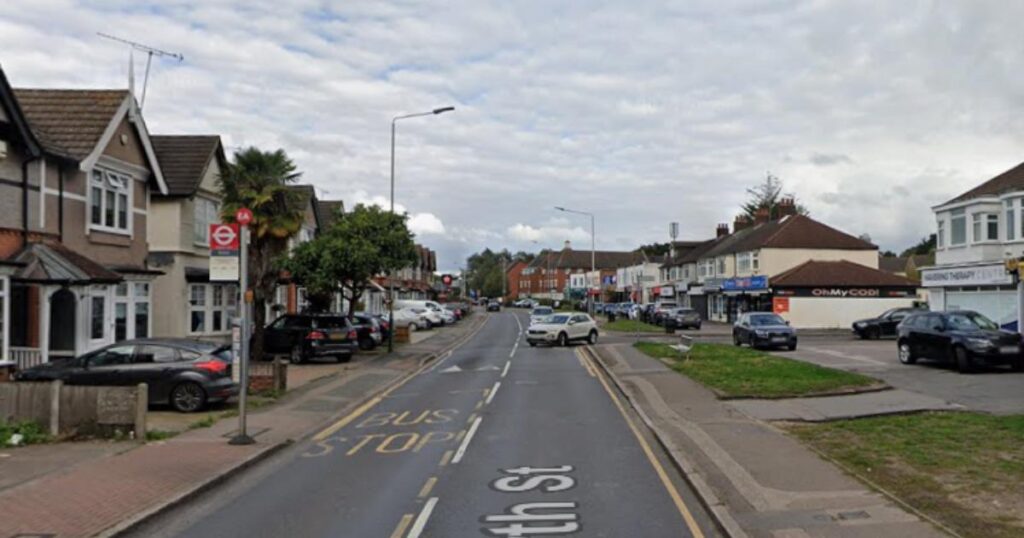 North Street Hornchurch closed for Thames Water roadworks
