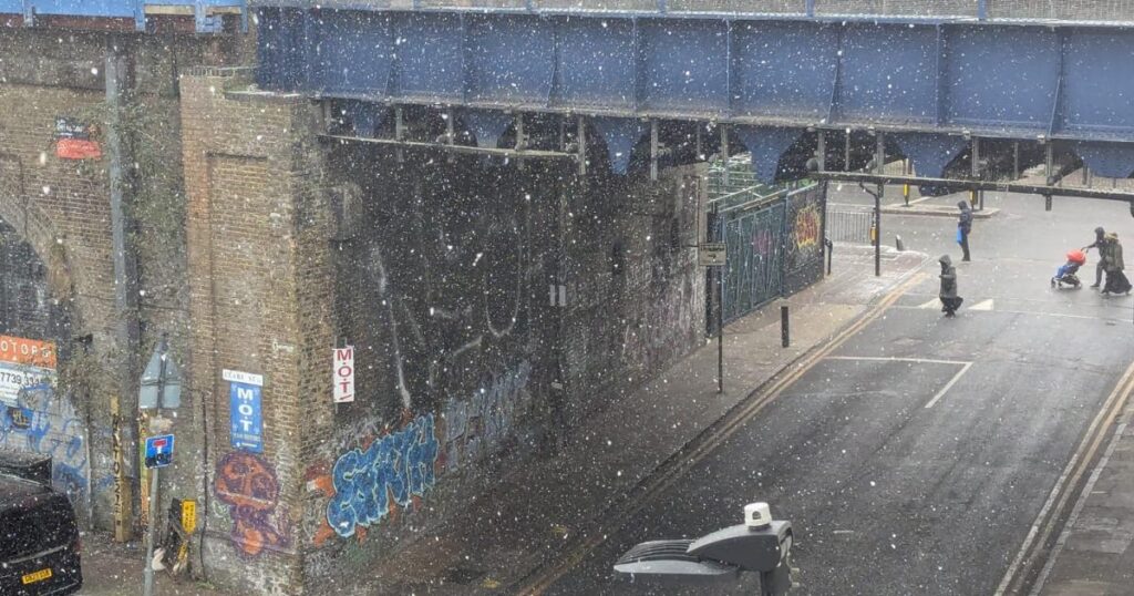 London January 2026 snowfall pictured across the capital